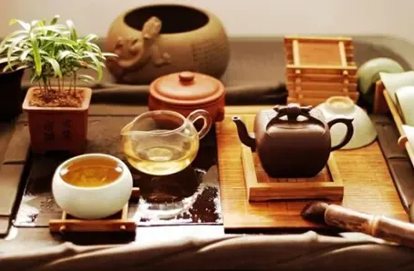 茶叶养生：喝茶与吃药的黄金搭配